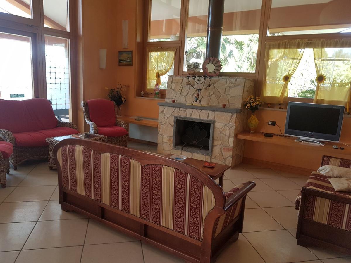 Agriturismo Terre Delle Monache Pontecagnano Faiano Exterior foto